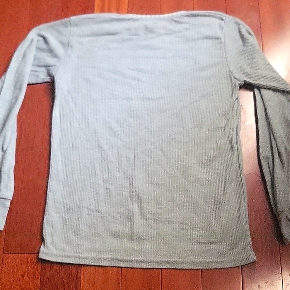 Pamela Thermal Grey Long Sleeve Shirt - Picture 4 of 5
